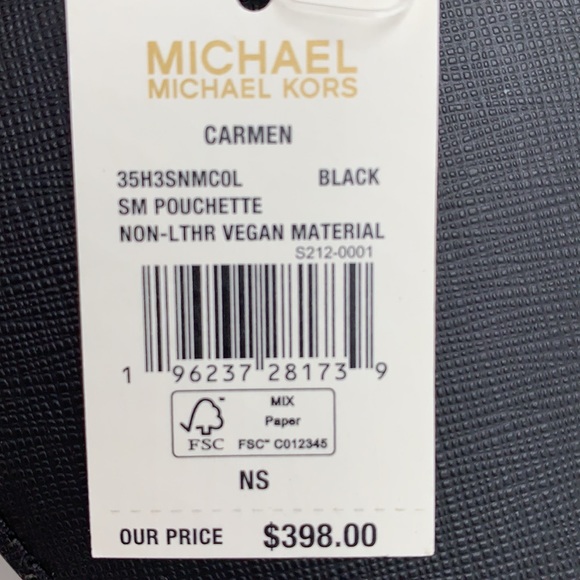 MICHAEL KORS
Carmen Small Shoulder
Pochette Bag
Black
NWT - Picture 16 of 16